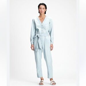 Gap Light Wash Denim Overall 8 BNWT